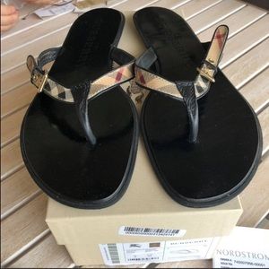 Burberry Flip Flops 42